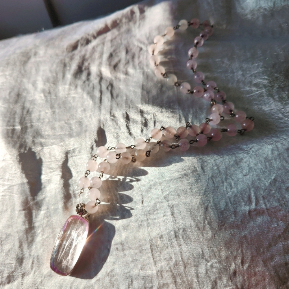 UNISEX BEADED ROSE QUARTZ NECKLACE WITH KUNZITE PENDANT